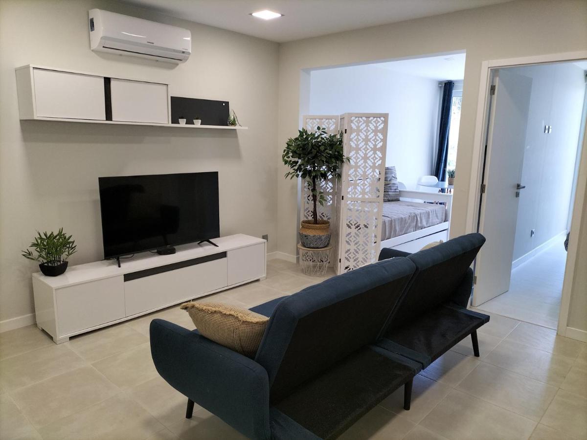 Amazing Green Tower 3 Castle Flat With Balcony 포티마오 외부 사진